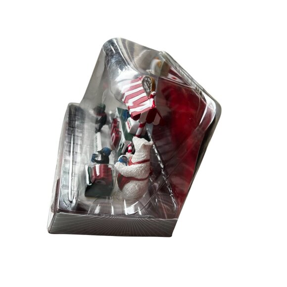 Lemax Christmas Table Accent Cocoa Stand With Polar Bear & Penguin Figurines - Picture 7 of 7